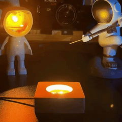 ✨ 3D Crystal Galaxy Moon Lamp – Astronaut Planet Night Light (USB Powered)